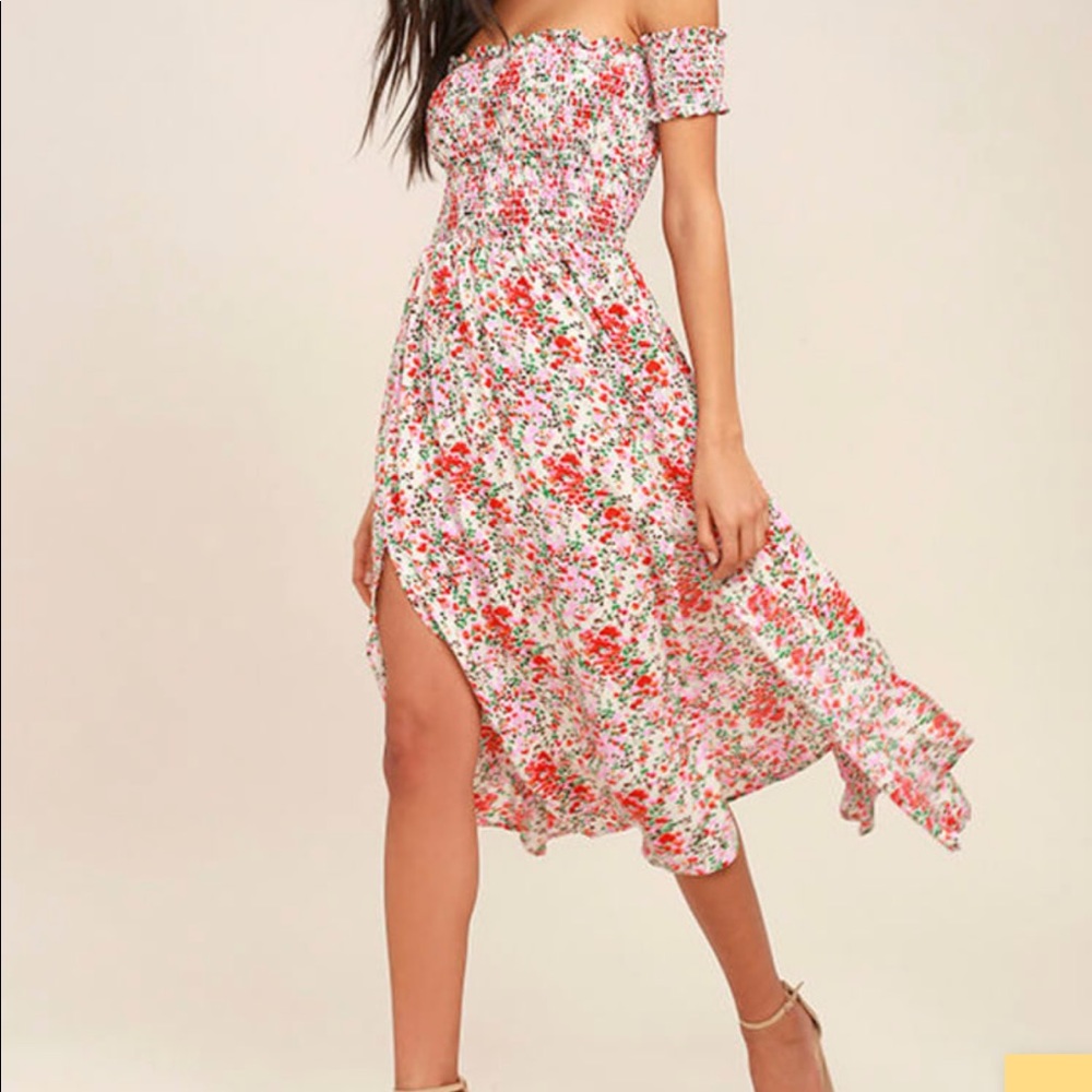 NWOT lulus floral midi dress